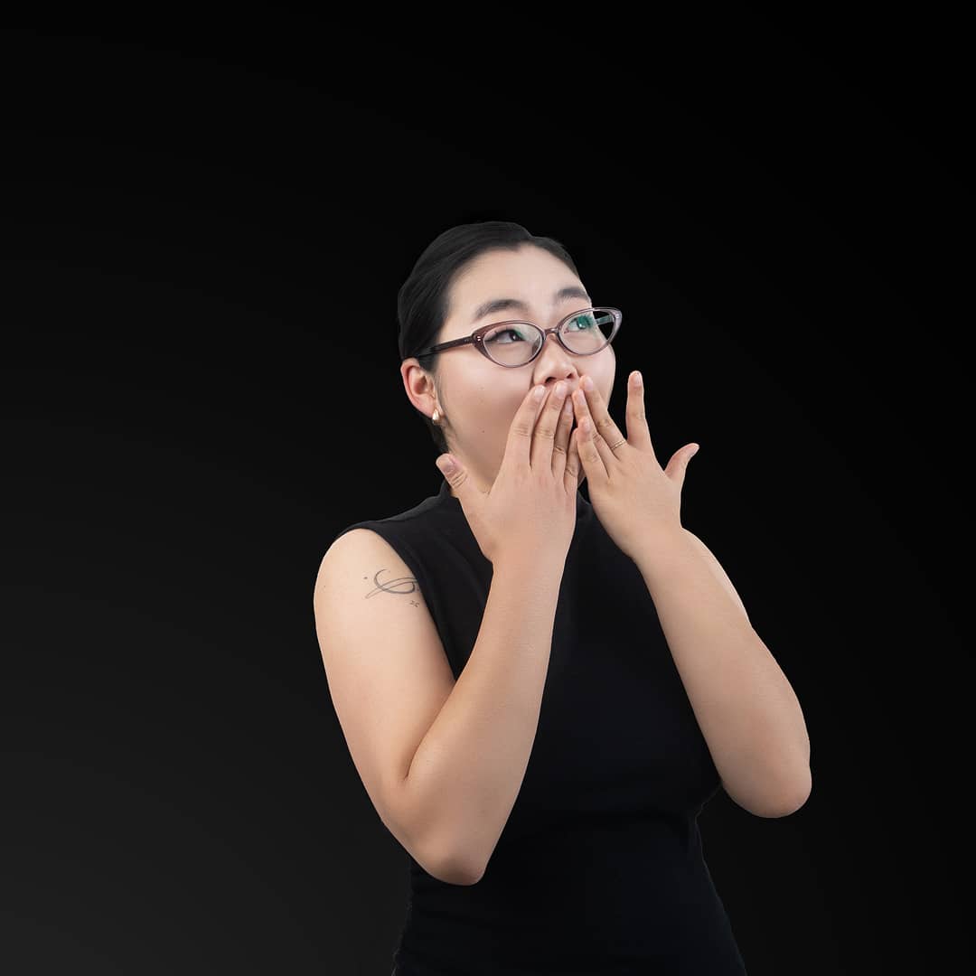 Bayartugs pose image